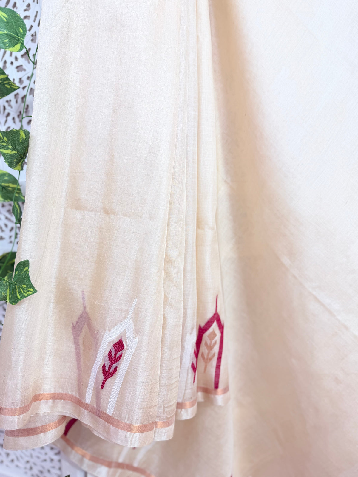 Meghana: Premiun Tusser silk Saree_Pearl white shade