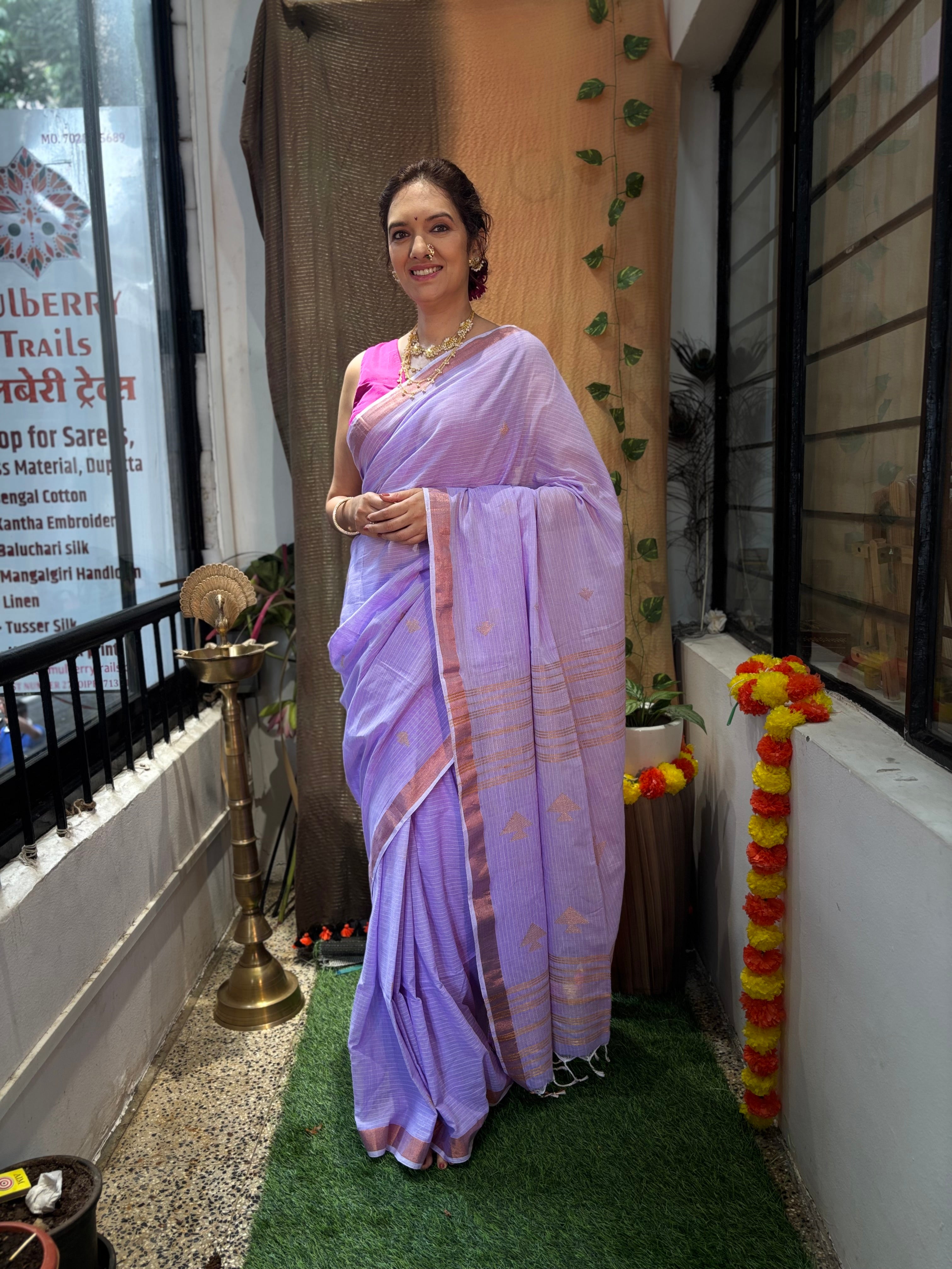 Ravi: Flowy Mul Cotton Jamdani Saree