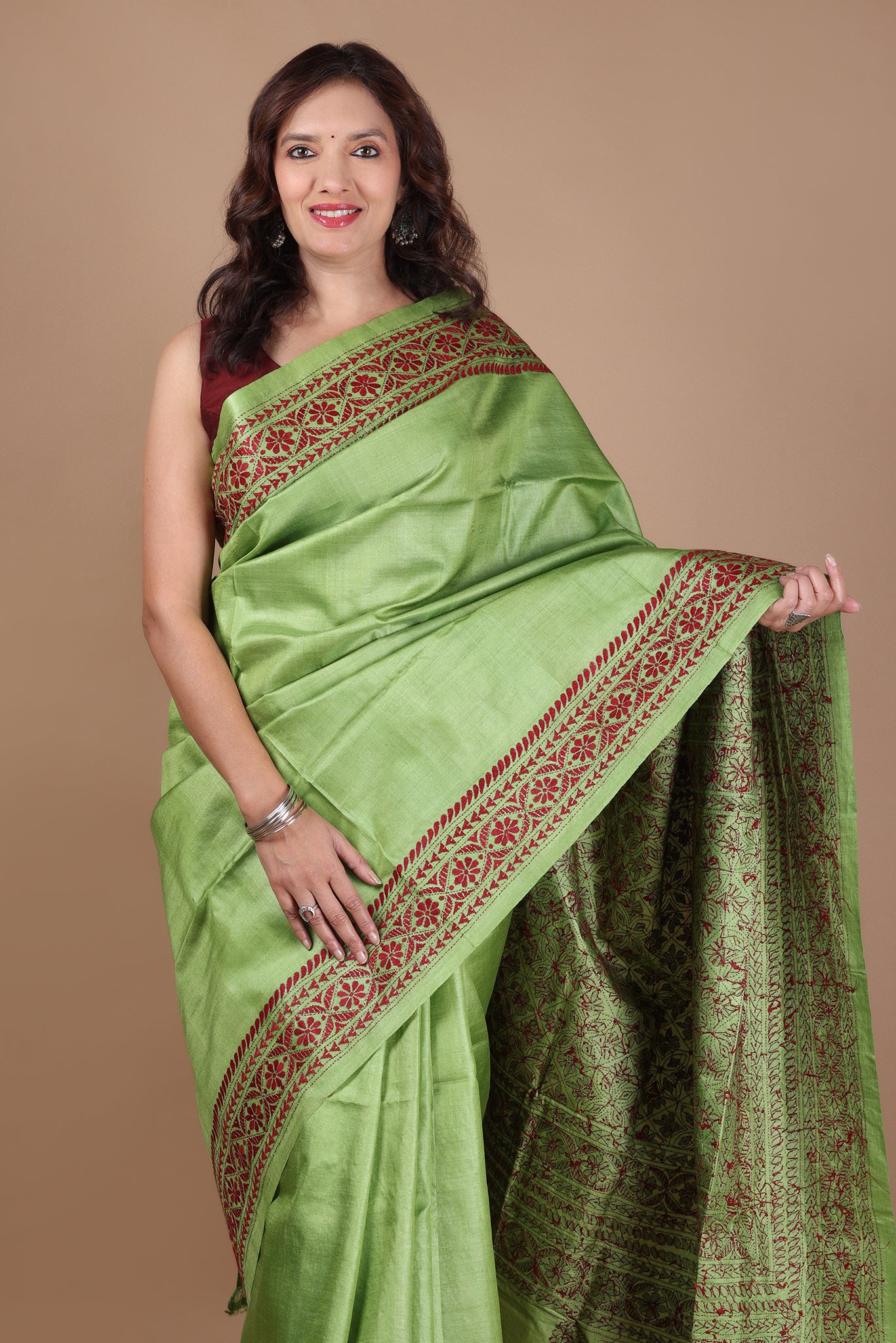 Rima - Pure Tusser Silk with allover Kantha Embroidery_Green