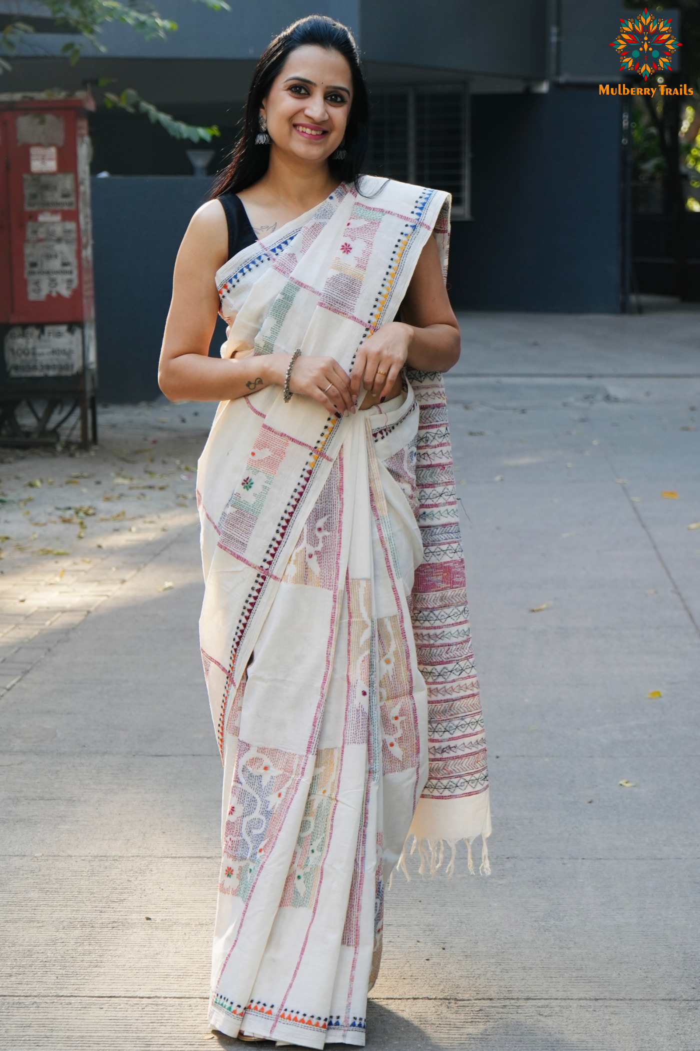 Vipas: Cotton Handloom Saree with Kantha Embroidery