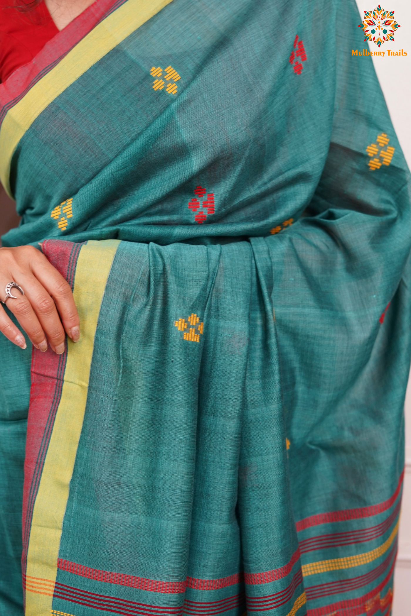 Resha: Pure Handwoven Cotton Saree Green